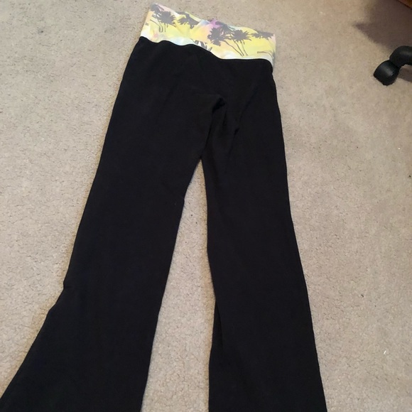 PINK Victoria's Secret Pants - Victorias Secret Yoga Pants